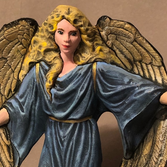 Spring Angel - Picture 3 of 8